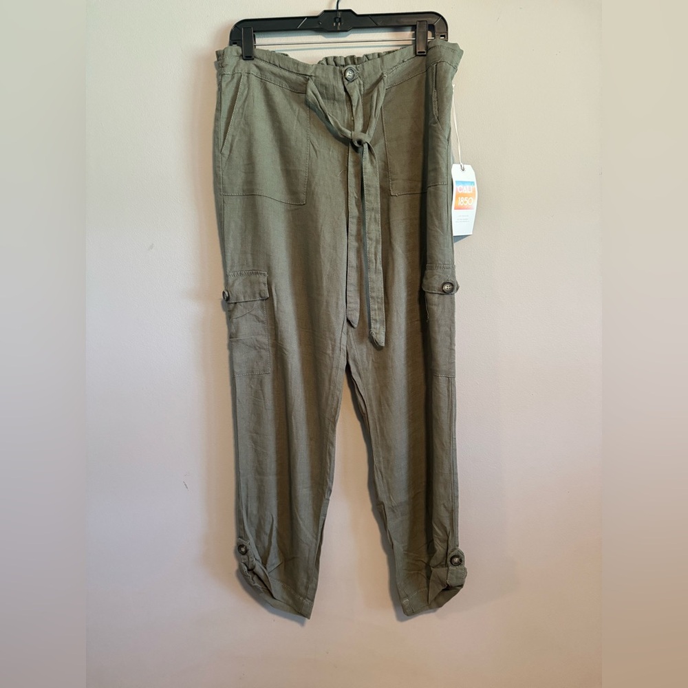 NWT Cali 1850 Capri Cargo Pants Size Large